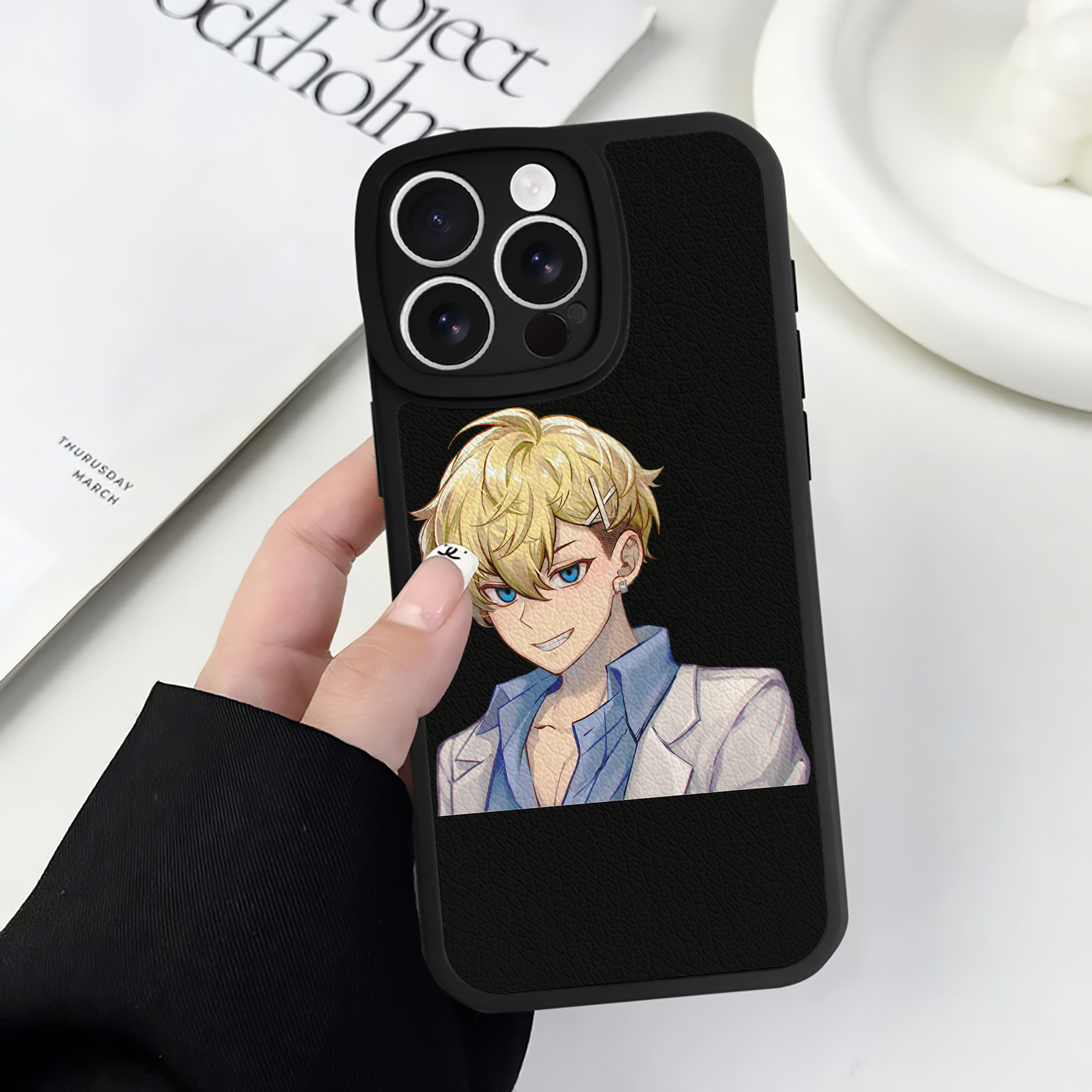 （画像用） 東京リベンジャーズ Tokyo Revengers 【iPhone 16シリーズ対応】シリコンスマホケース（レザー調） 材質：シリコン